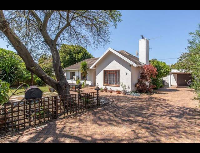 3 BEDROOM PROPERTY TO RENT IN MEADOWRIDGE